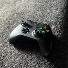 Xbox controller with grip on back