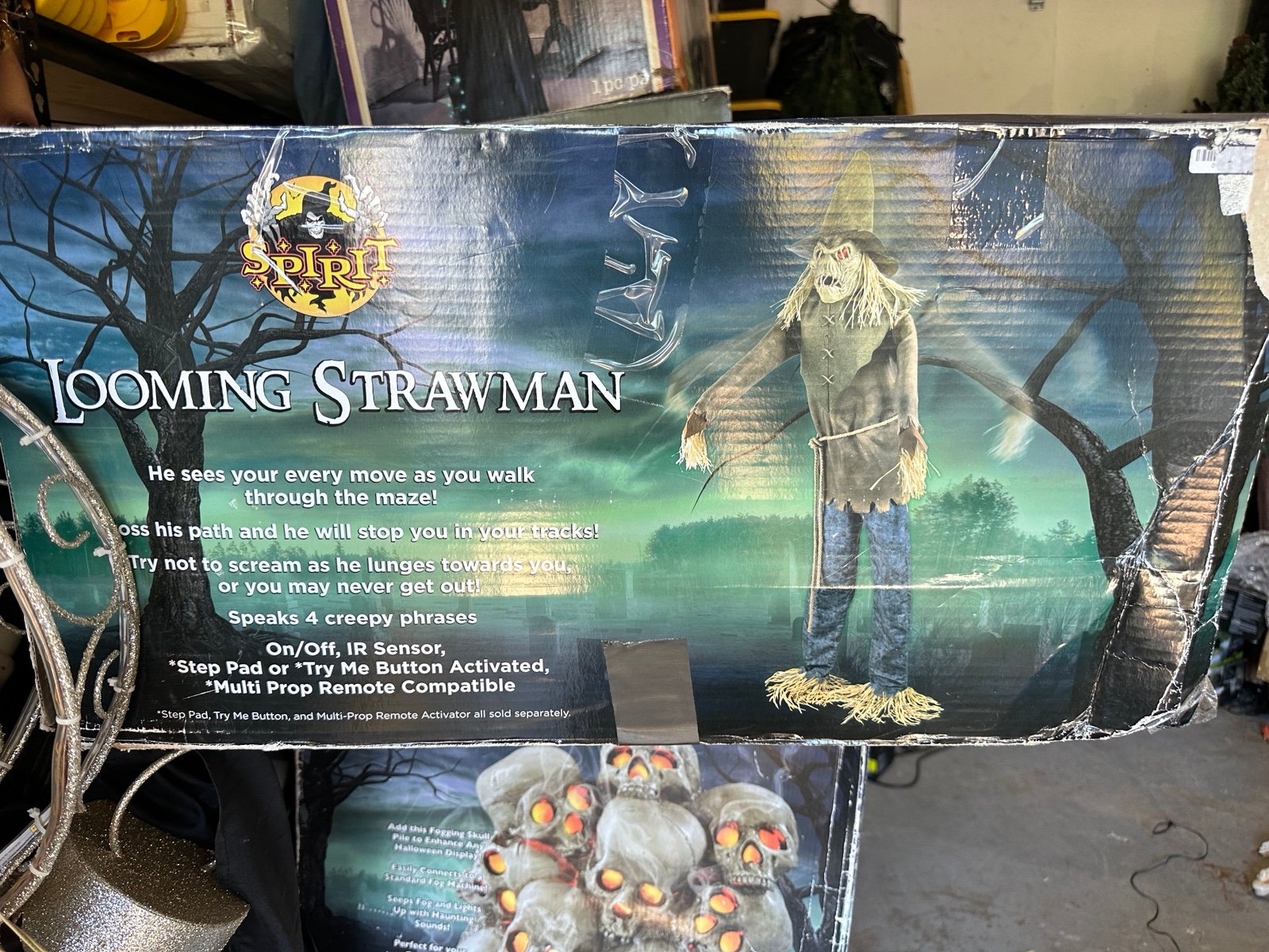 Spirit Halloween Animated Life Size Animatronic Prop Looming Strawman Scarecrow