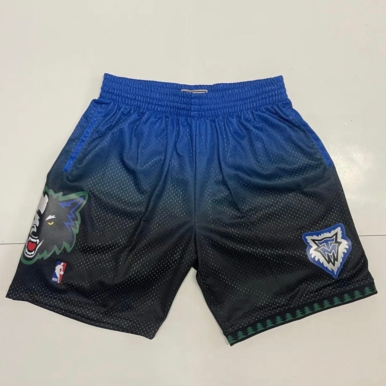 Mitchell & Ness Hardwood NBA Swingman Shorts 2003 Minnesota Timberwolves Small