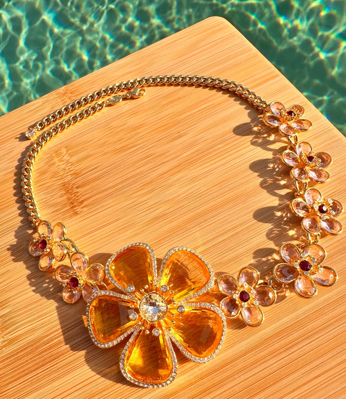 flower choker