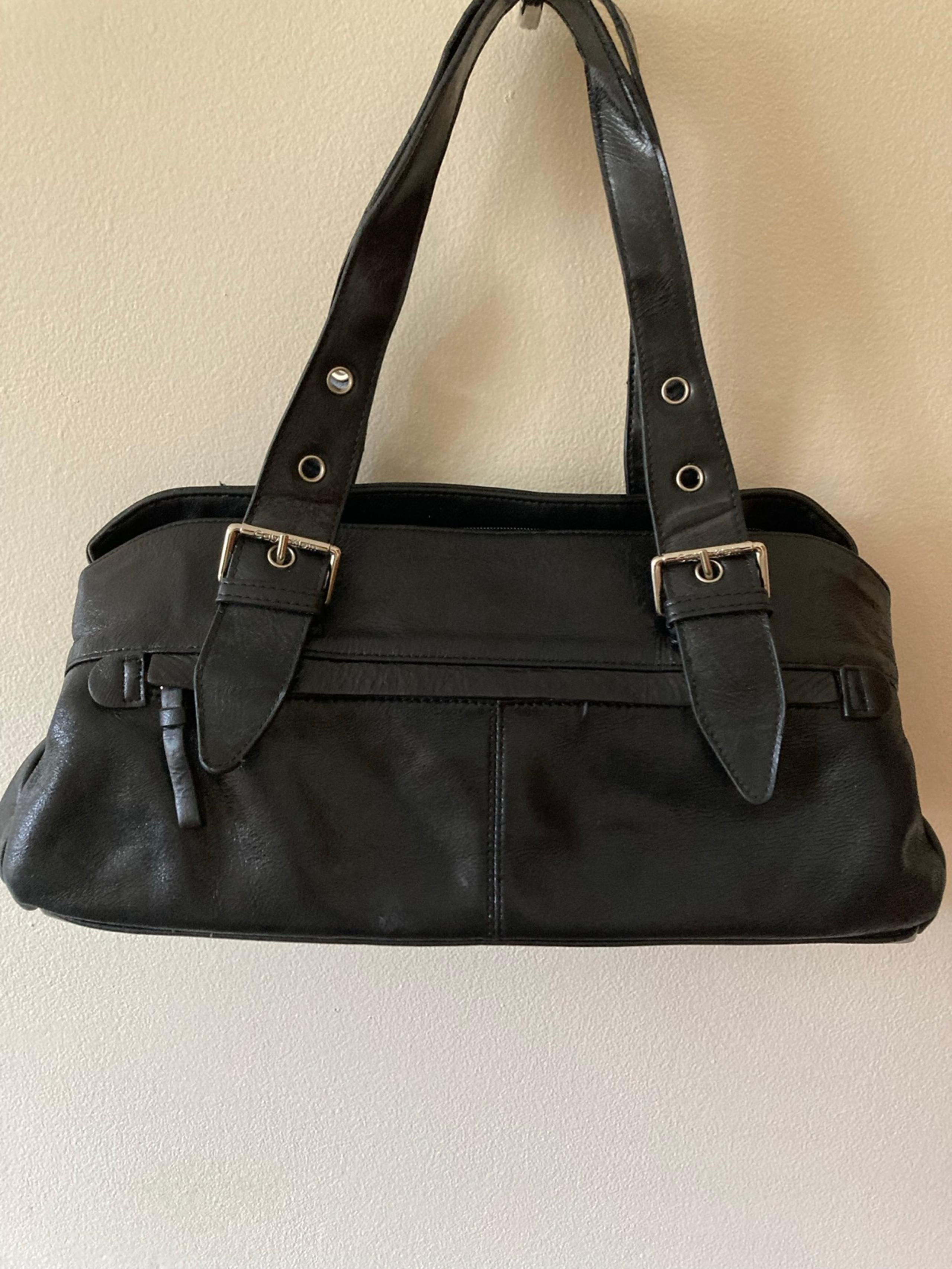 Calvin Klein Black Leather Shoulder bag