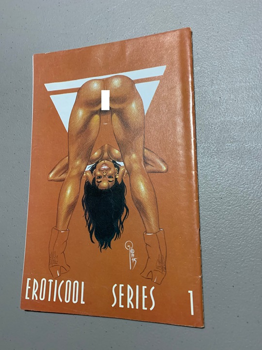 SUPER RARE THE GIRL PRESENTS BODY HEAT #1 BLACK LACE UNDERGROUND - detail