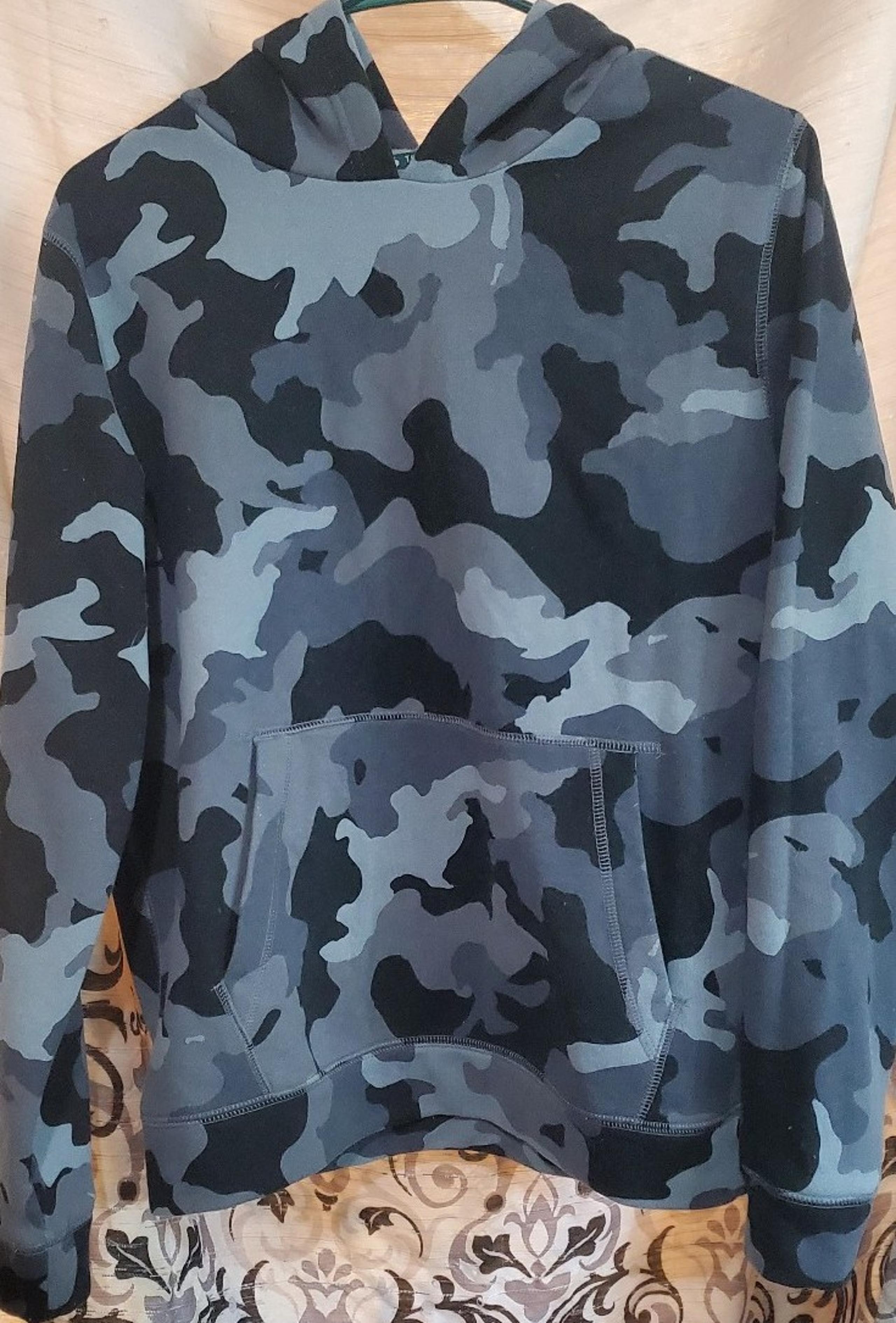 camo hoodie