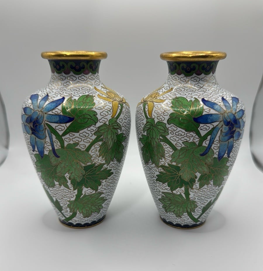 Elegant Cloisonné Vases with Gold Accents 5.25” tall set of 2