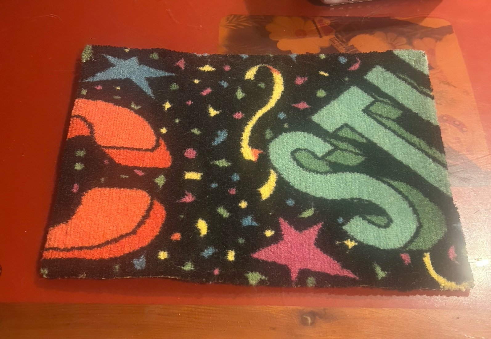 Vintage Chuck E. Cheese animatronic stage carpet studio C