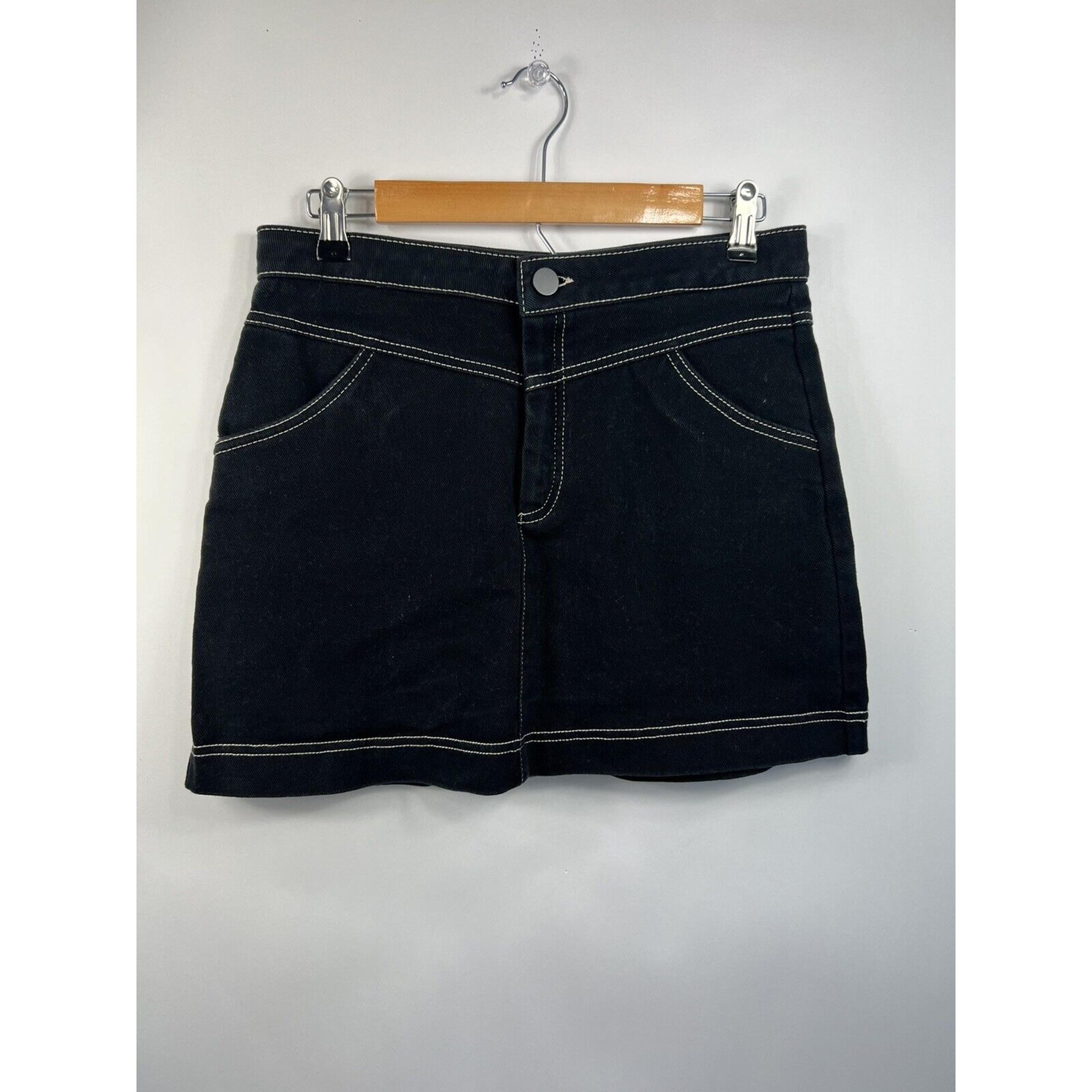Zara Denim Skirt Women's Sz L  Black Front Pockets White Stitch Accents