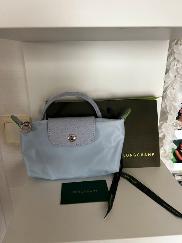 Longchamp