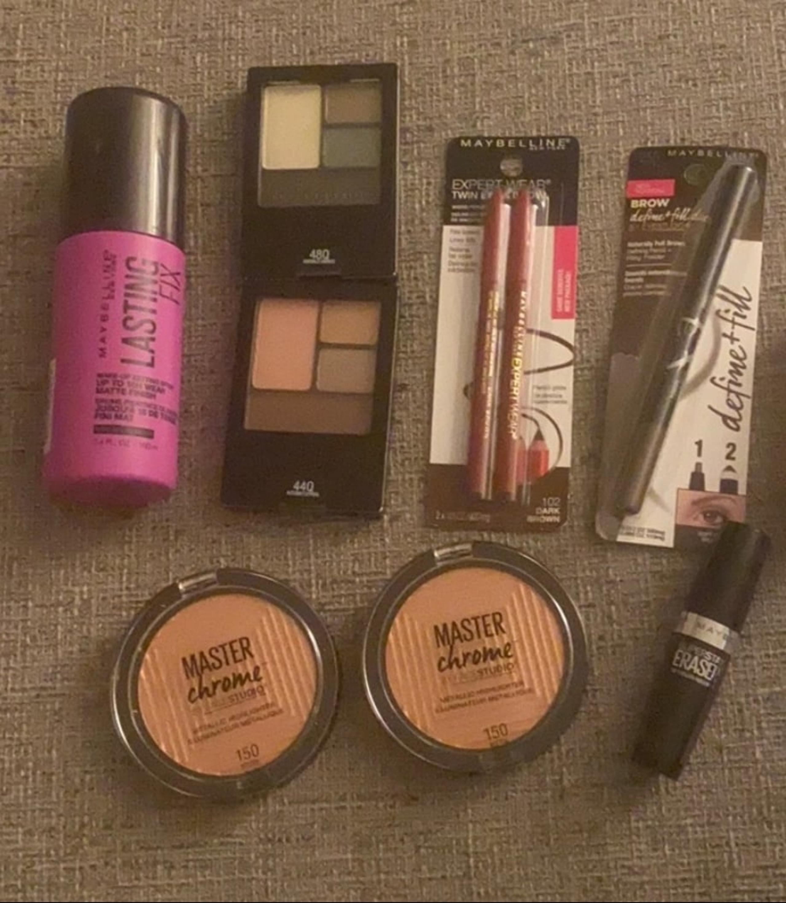 NEW - Lot of 7 Maybelline Makeup Products

All brand new, never opened or used.