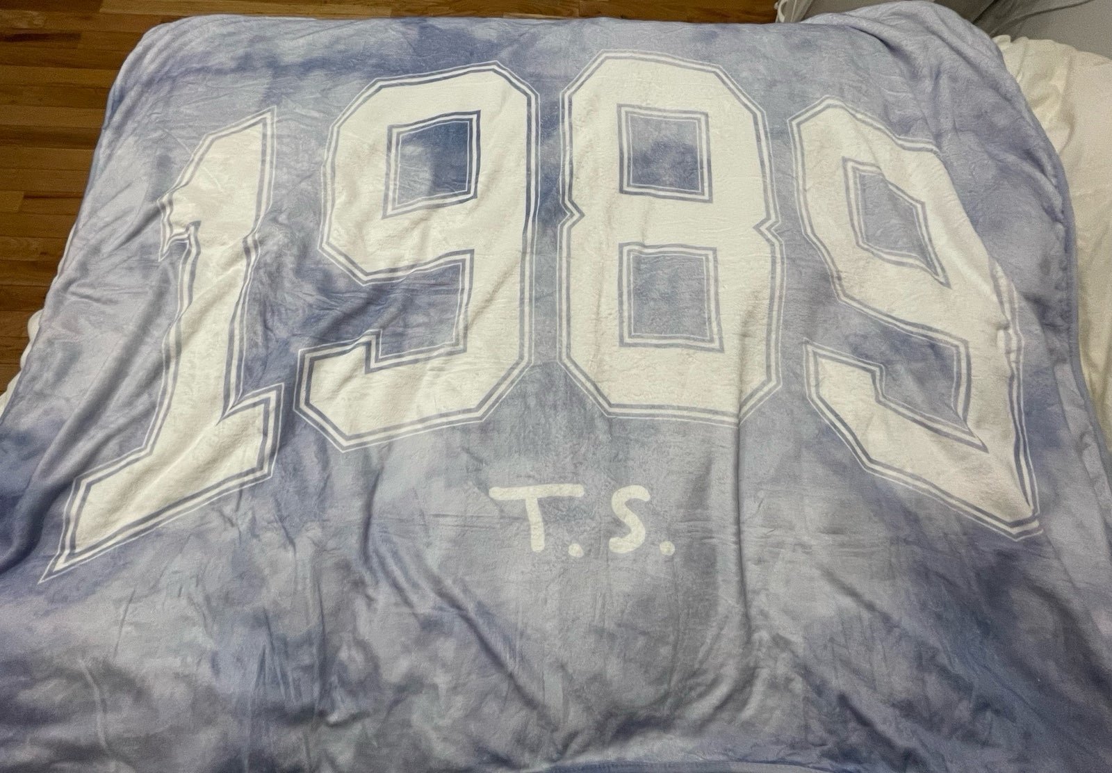 Taylor Swift 1989 Blanket