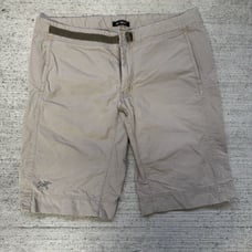 Arcteryx Belted Hiking Shorts Mens Size 34 Khaki Active Outdoor