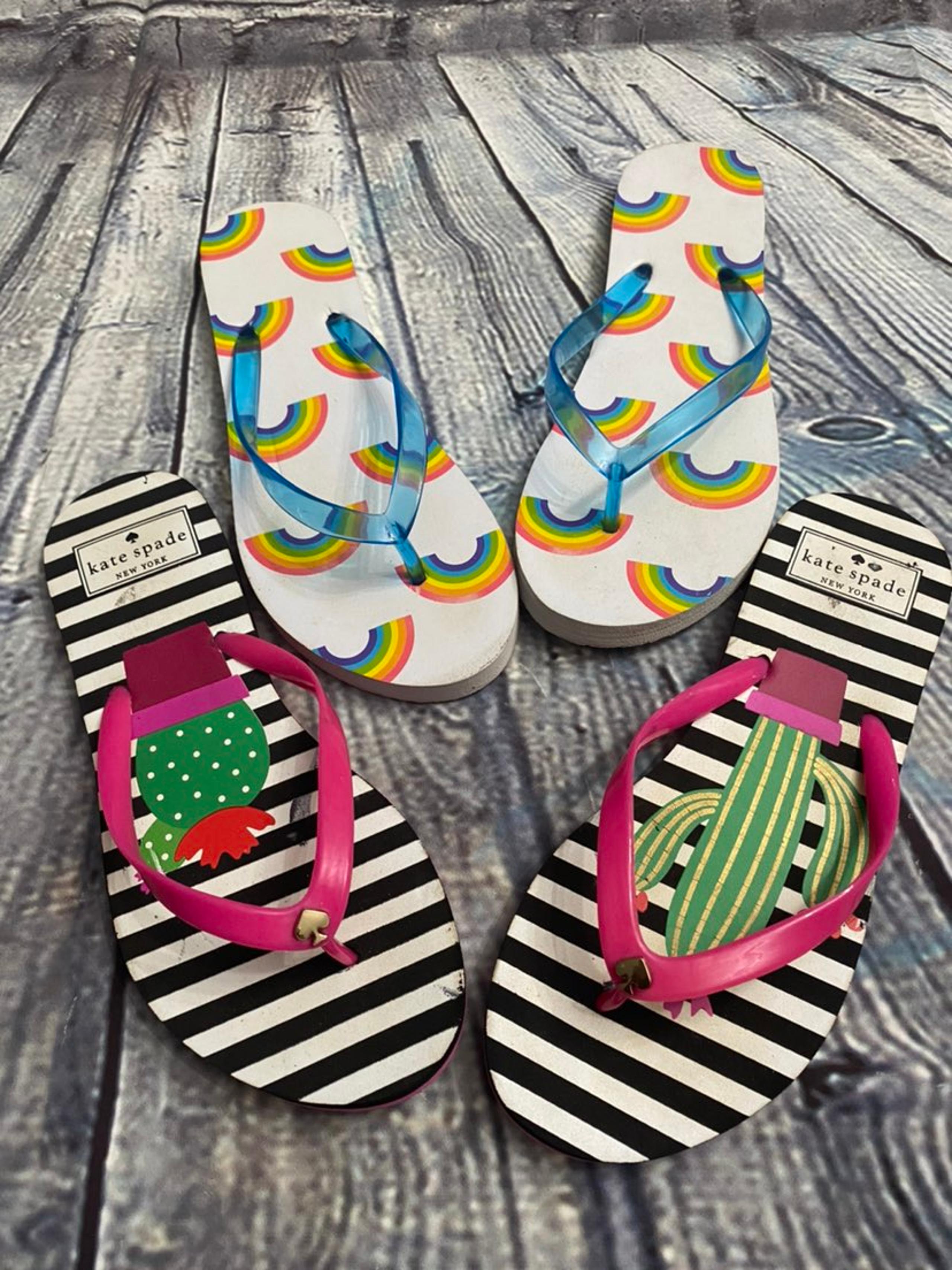 1 Kate spade new York & 1 not sure brand girls sandals size 3/4