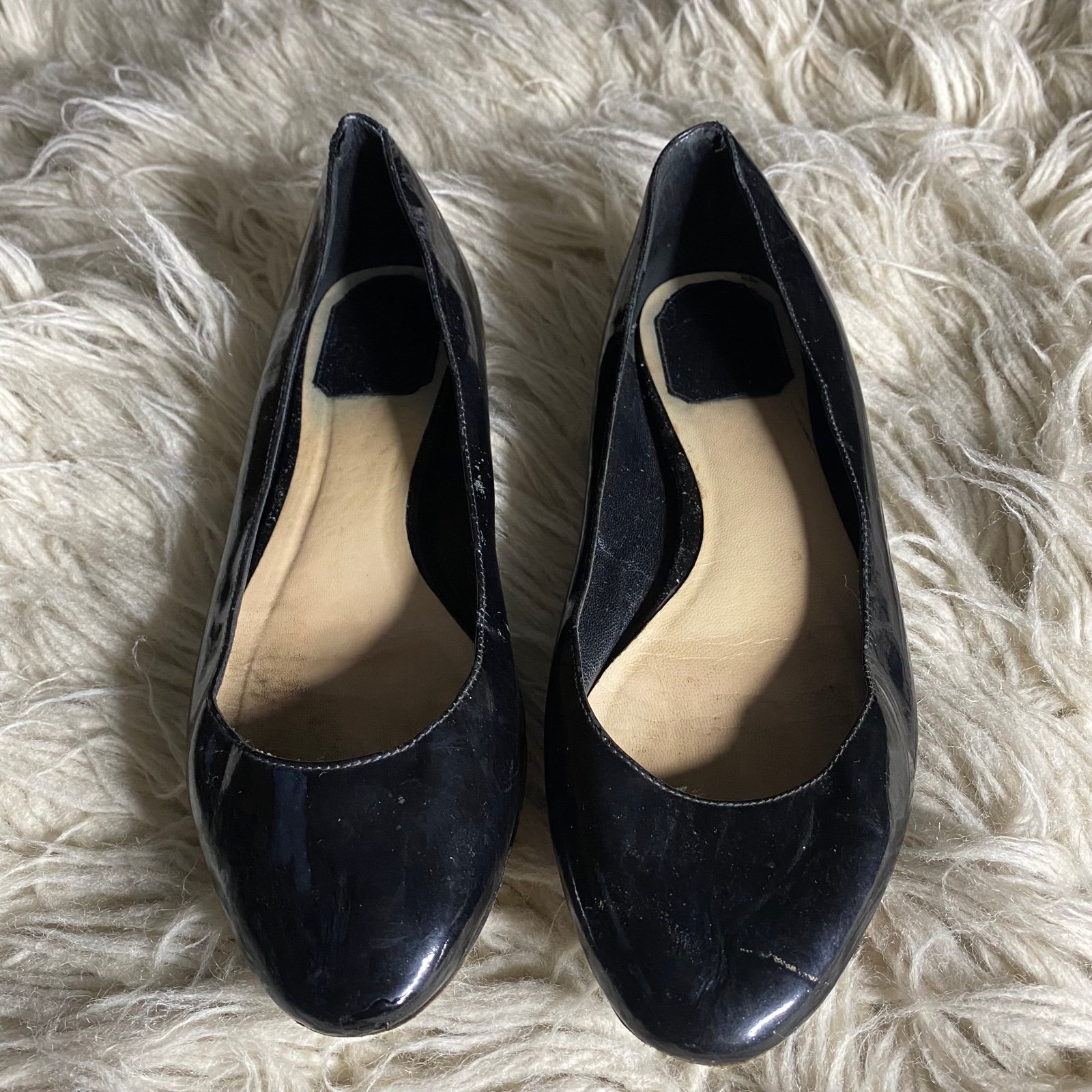 Dior patent leather ballet flats 37, some visible scuffs and visible stains, ple