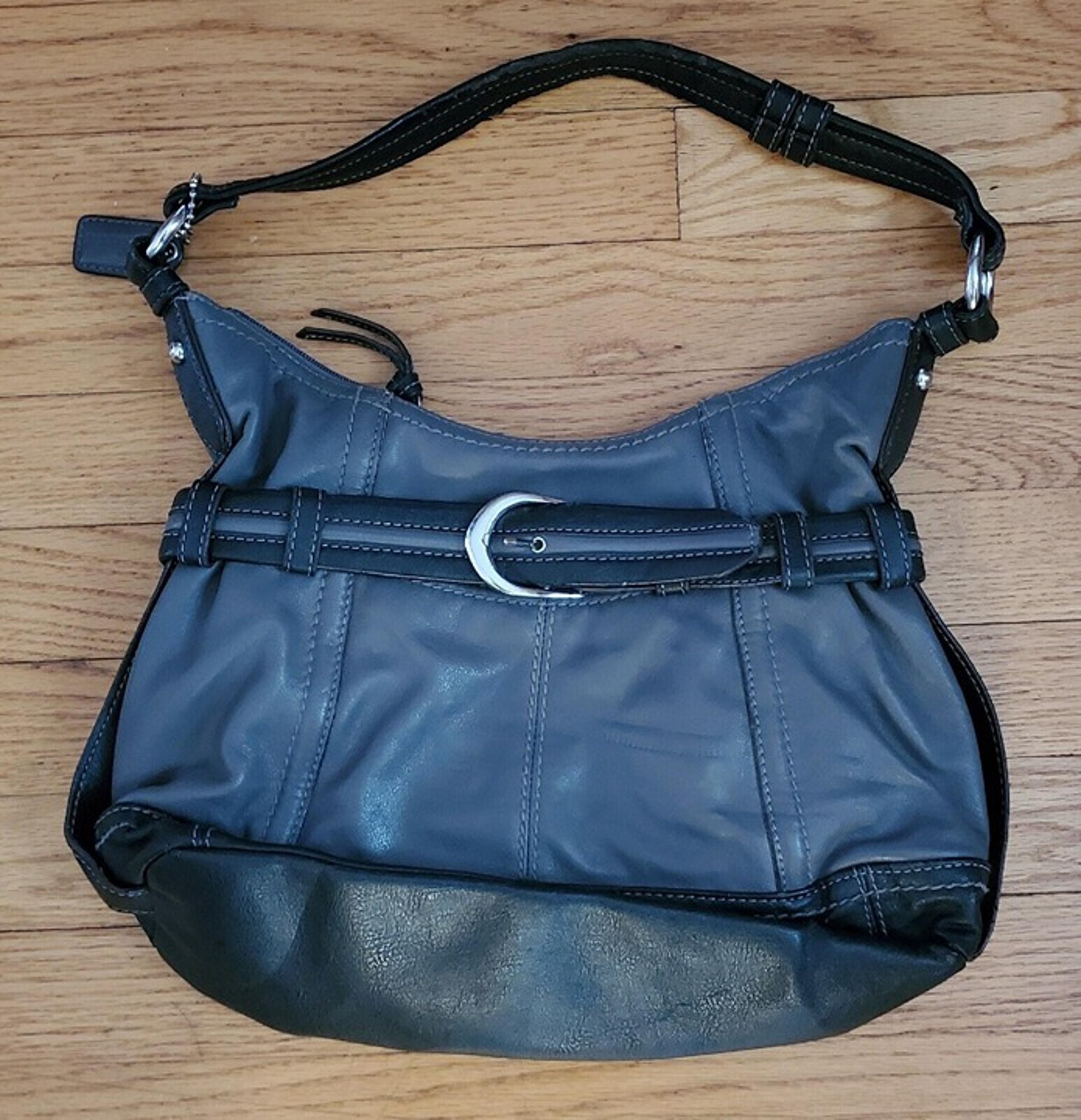 Clarks Black Gray Purse Hand Bag Shoulder Zip Pockets