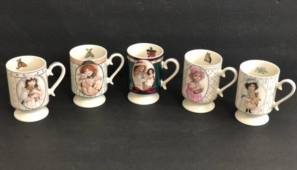 JAN HAGARA SET OF 5 DOLL MUGS B&J Art Designs