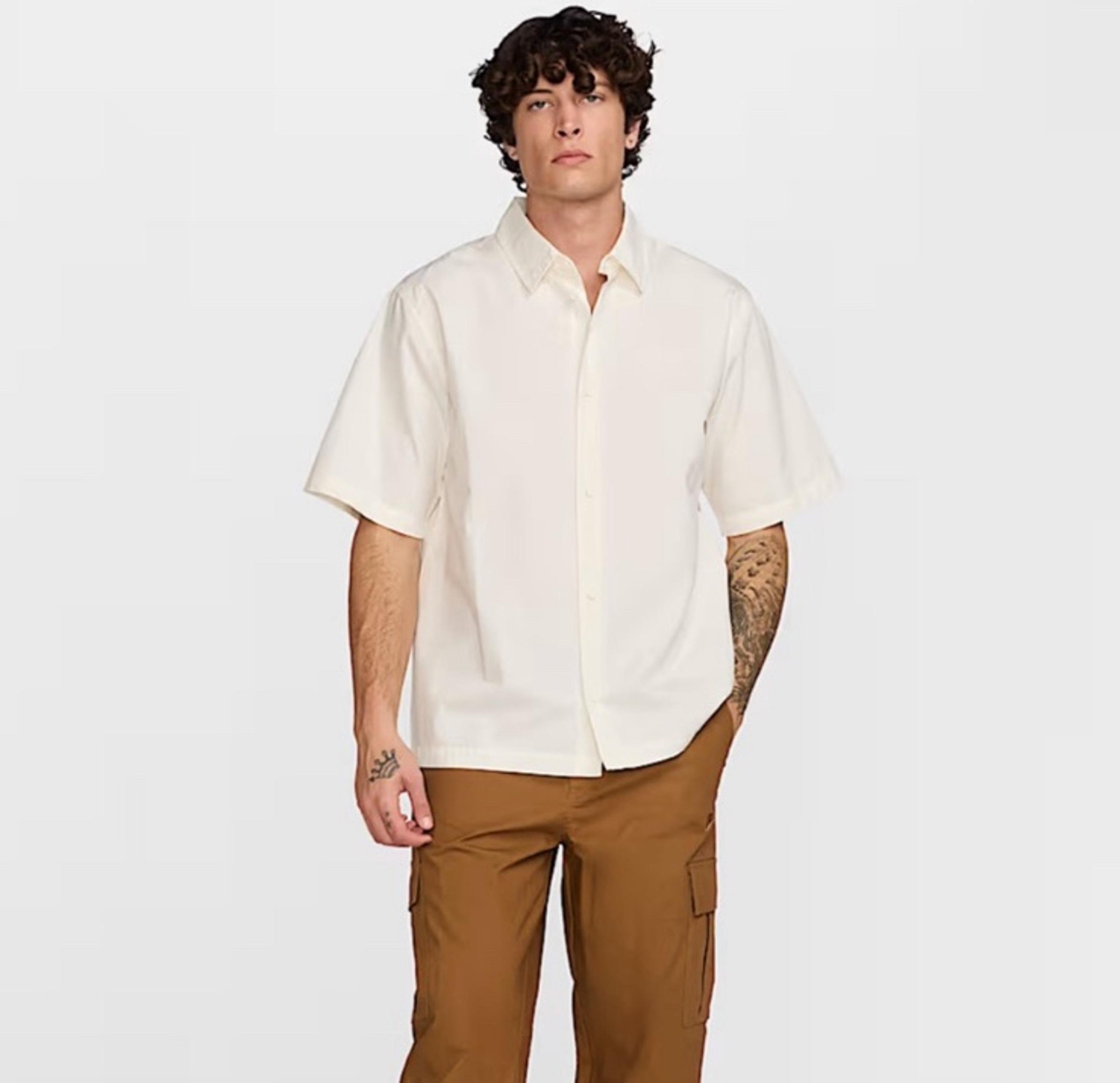 NWT NIKE Men's Short-Sleeve Button-Down Shirt $75