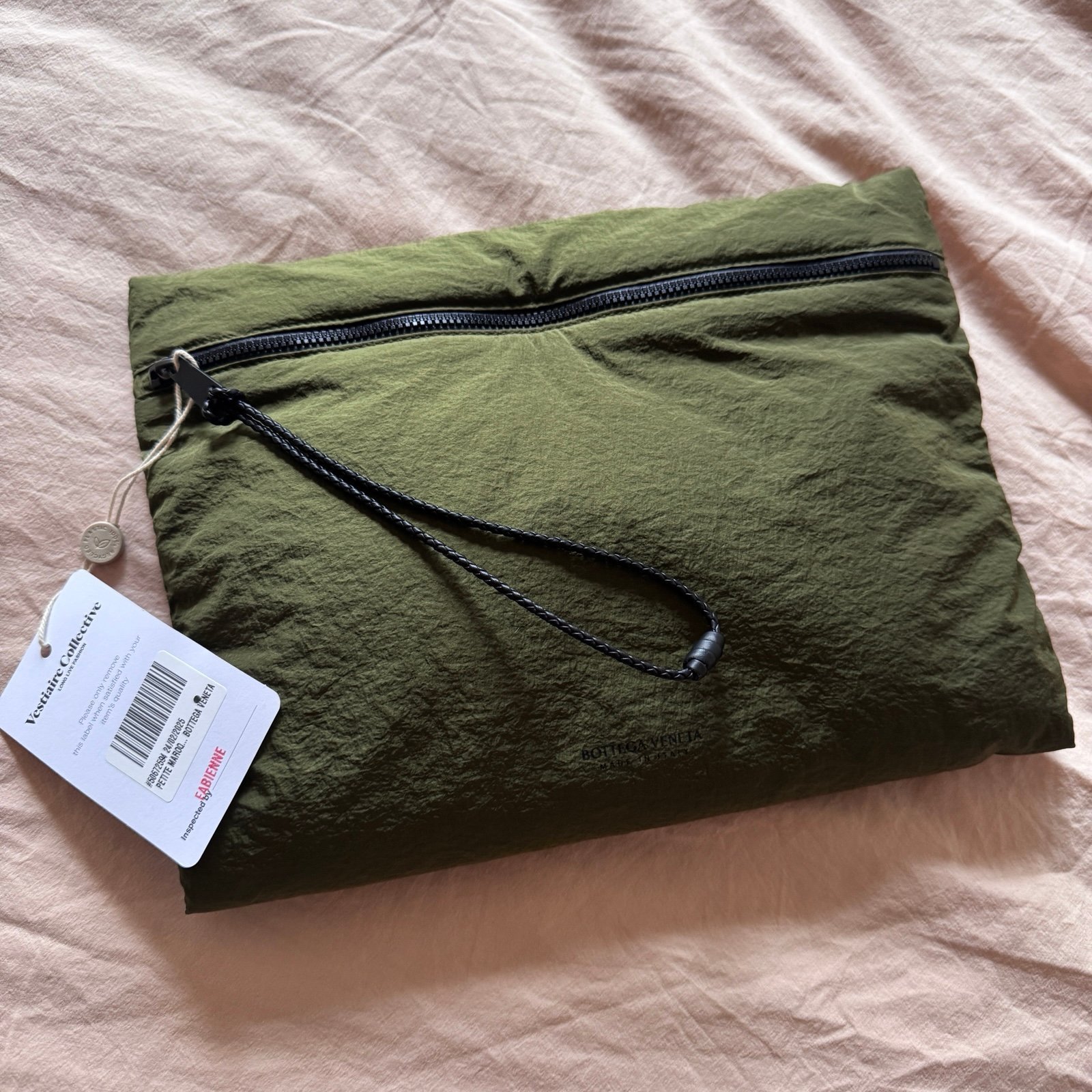 NWT BOTTEGA VENETA Green Nylon Clutch Pouch With Leather Detail 850