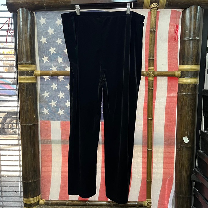 NWOT Chico's 1pc Leggings