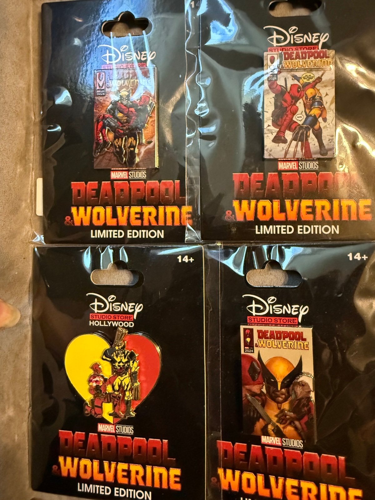 DSSH Deadpool & Wolverine pin bundle LE 300