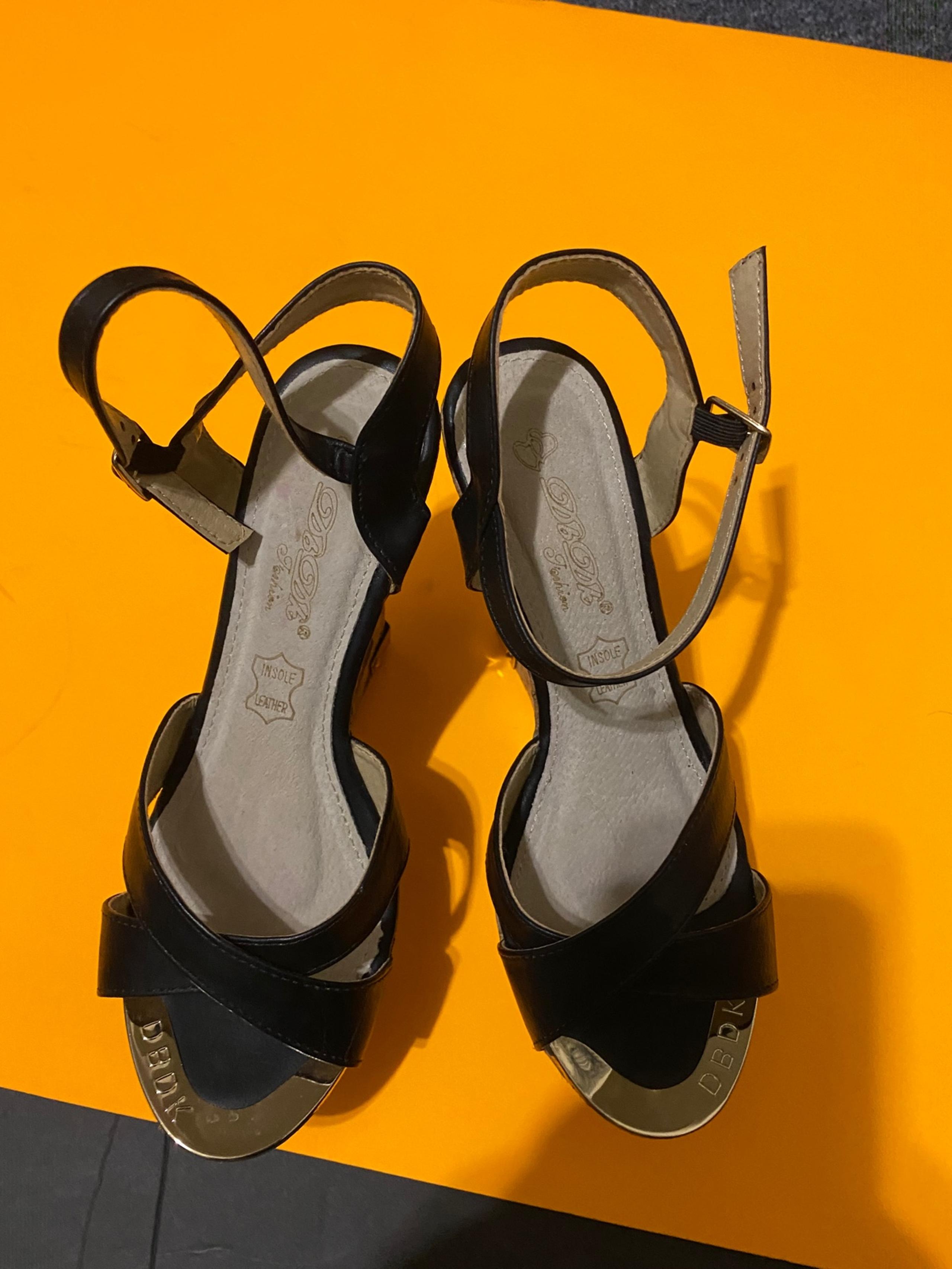 DbDk Fashion 6 inch wedges size 7
