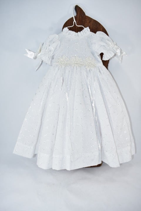 ANNETTE HIMSTEDT ONE OF A KIND SEAMSTRESS WHITE EYELET DRESS FOR 22 DOLL