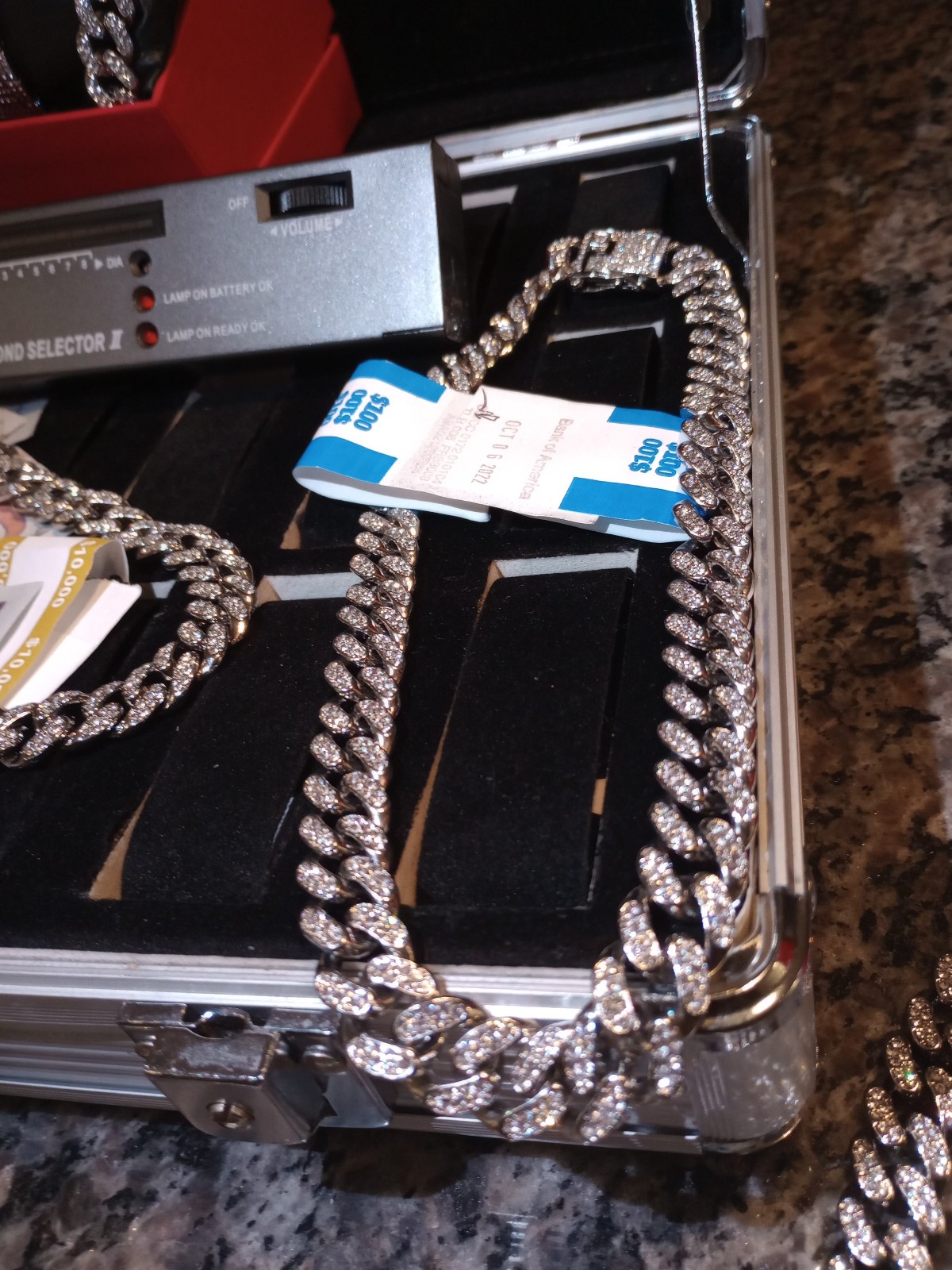 One 18 Imported. VVS Colorful shine, Affordable & Safer to wear. Real Lab Diamo