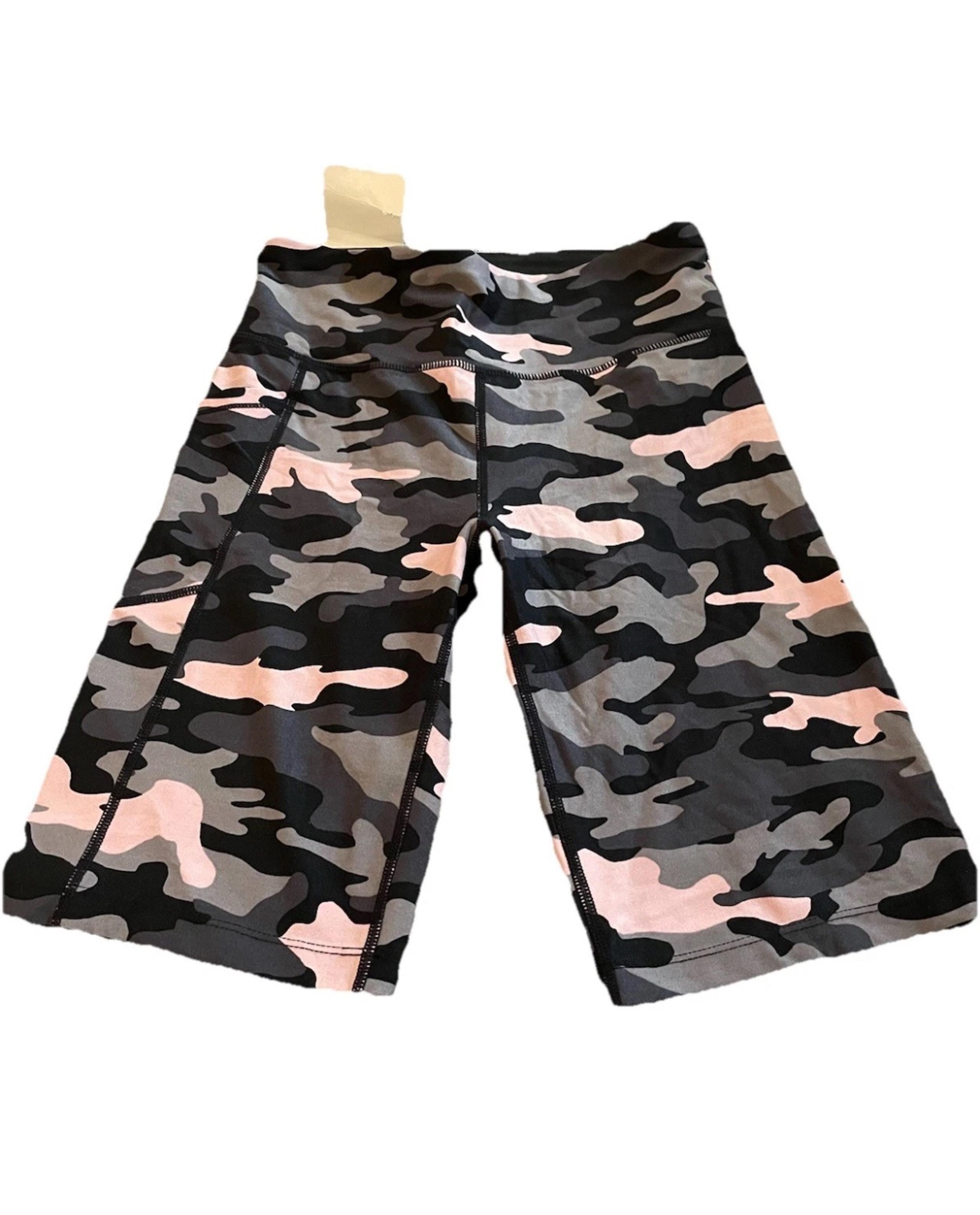 Calvin Klein PINK/GRAY/BLK Camo Bike Athletic Nylon Spandex Shorts Size S NWT