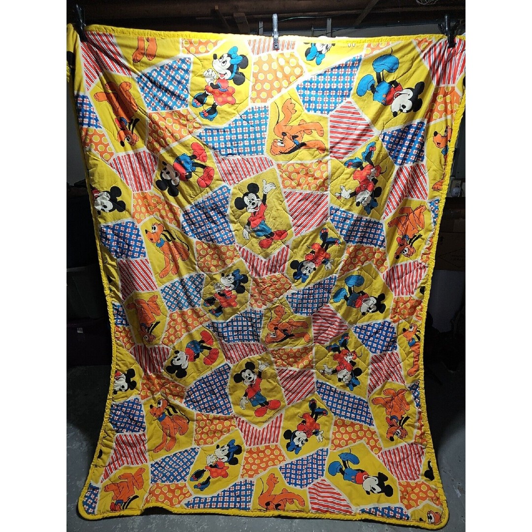 Walt Disney Mickey Minnie Mouse Pluto Patchwork Comforter & Pillowcase Read