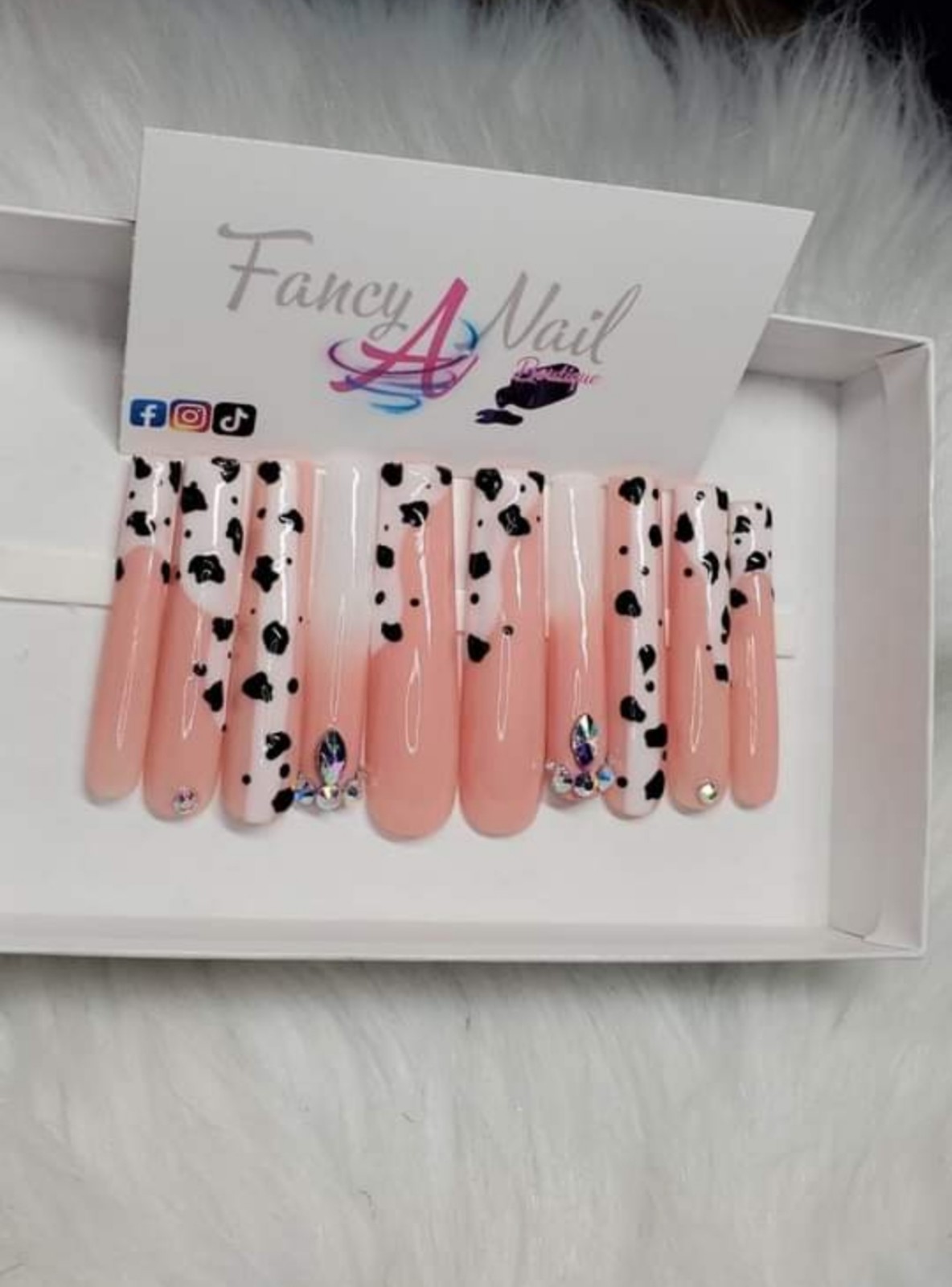 Press on Nails cow print