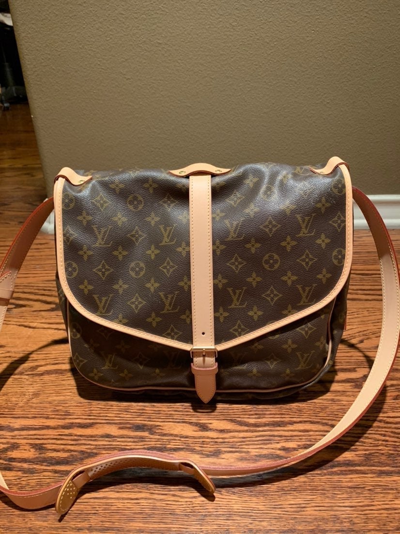 Louis Vuitton Saumur 35