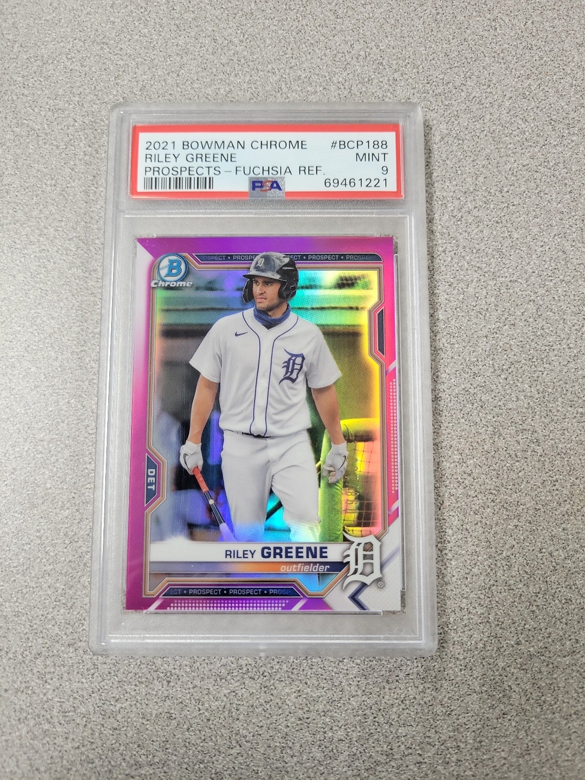 2021 Bowman Chrome Riley Greene Prospects Fuchsia refractor PSA 9