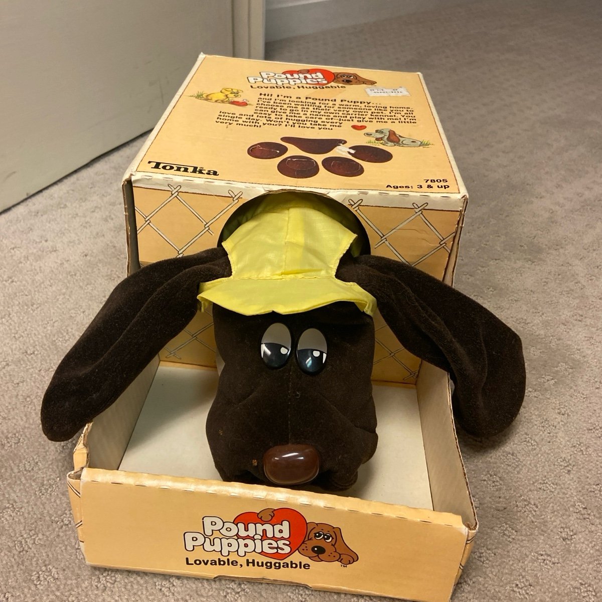 Vintage 1985 Pound Puppies - Model 7805