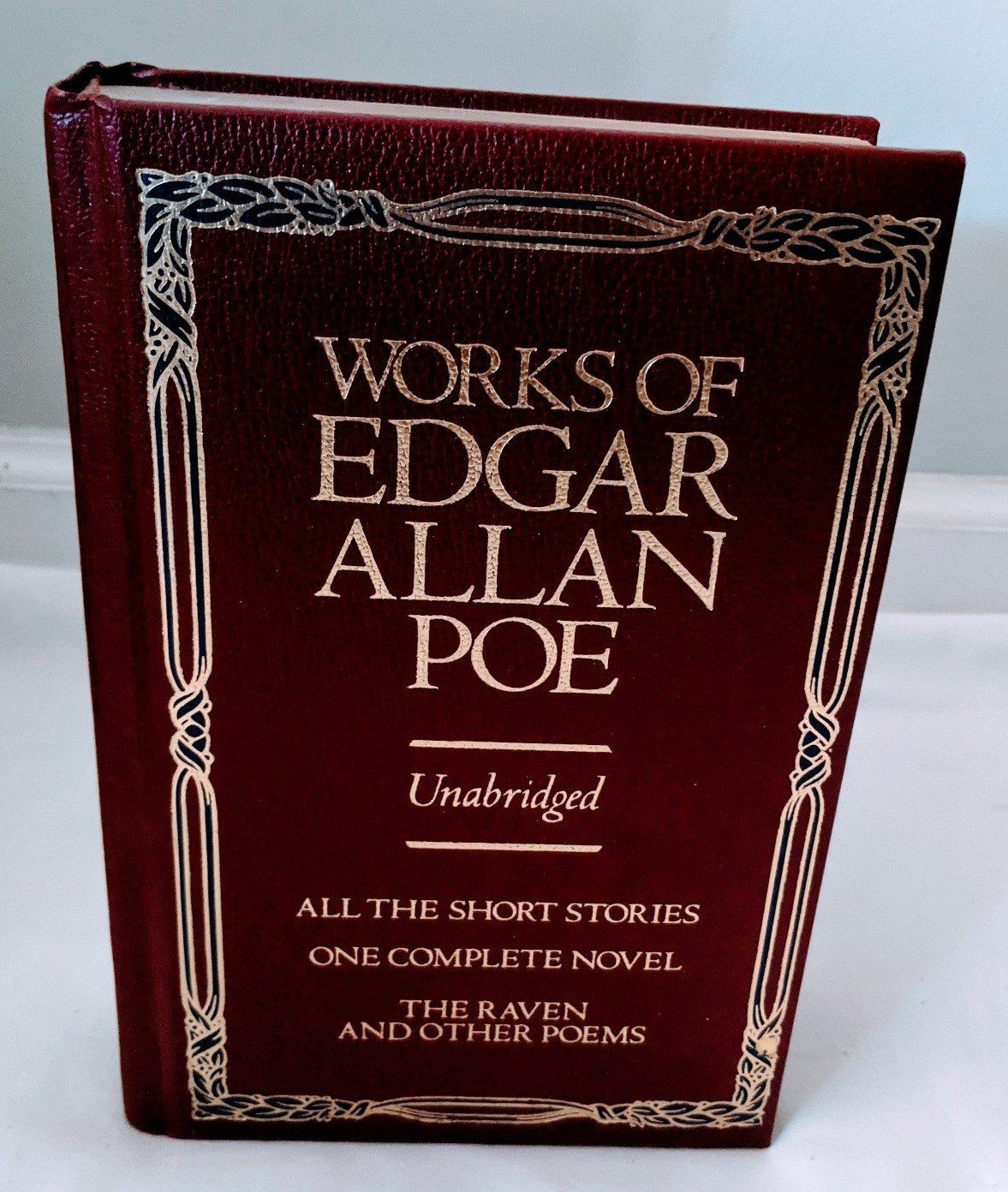 1985 Works Of Edgar Allan POE Unabridged Stories/Novel Rare