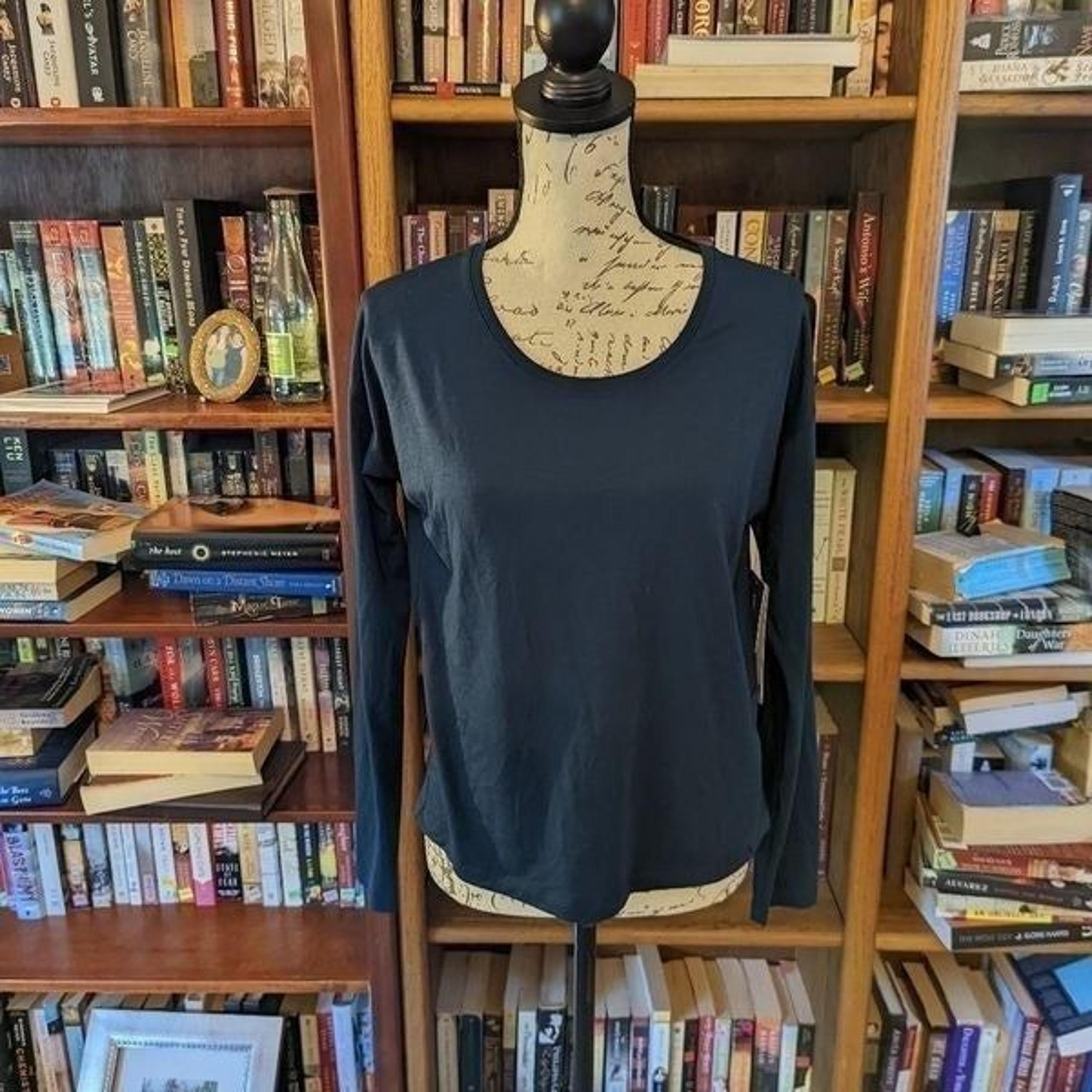athleta unstinkable blue scoop neck 3/4 sleeve  open back stretch knit top nwt