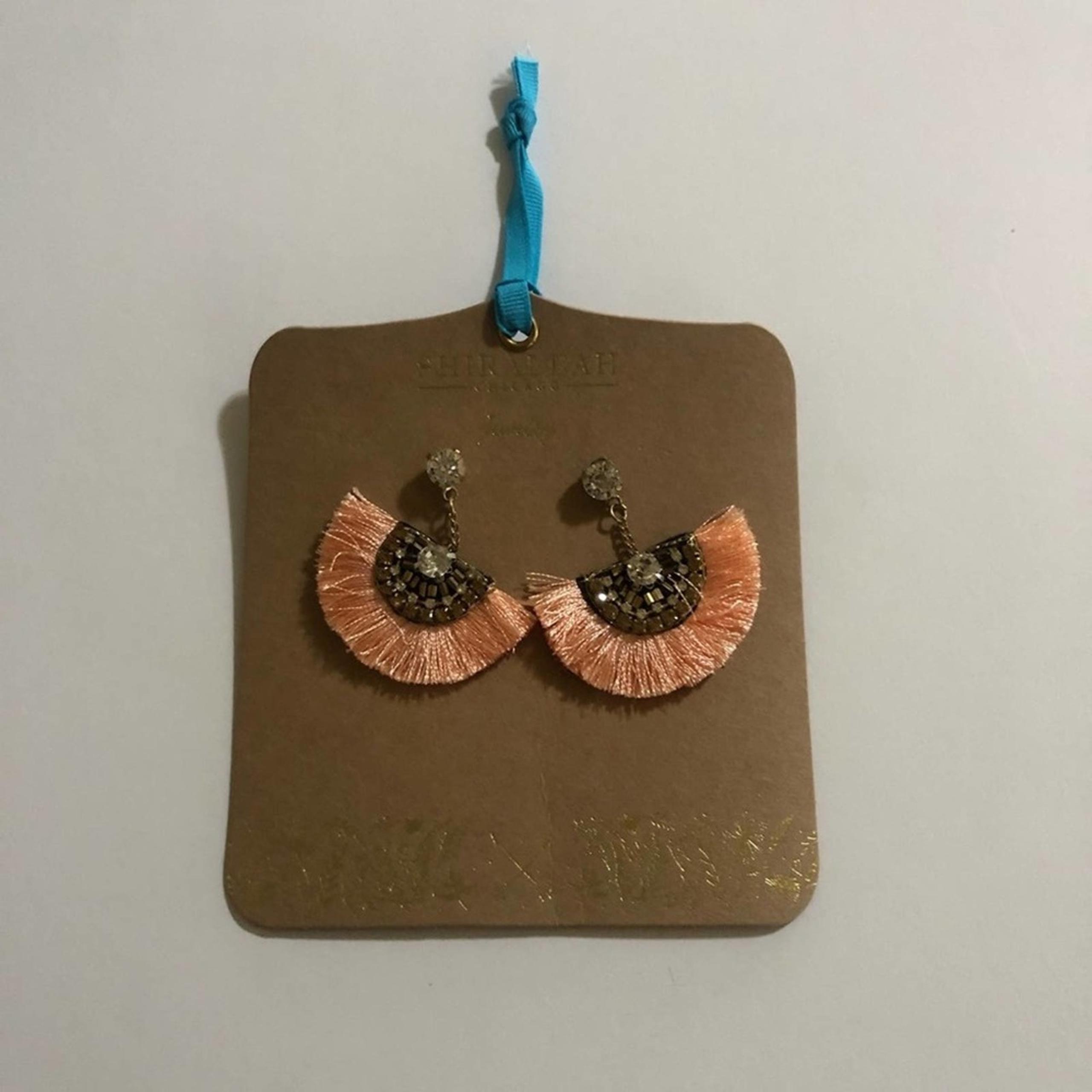 Shiraleah Chicago jewelry - Anthropologie - Corinne Earrings in peach gold NEW