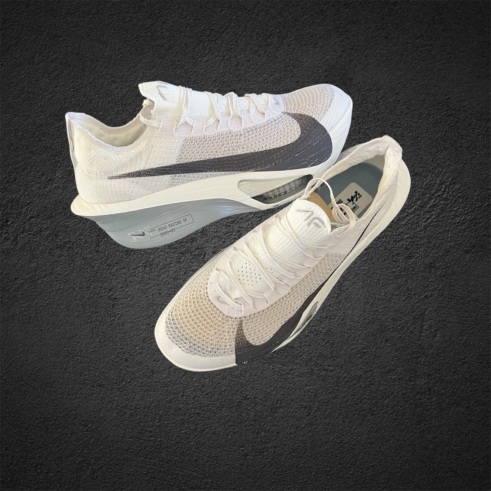 New NIKE Air Zoom Alphafly NEXT% 3 'Gridiron'