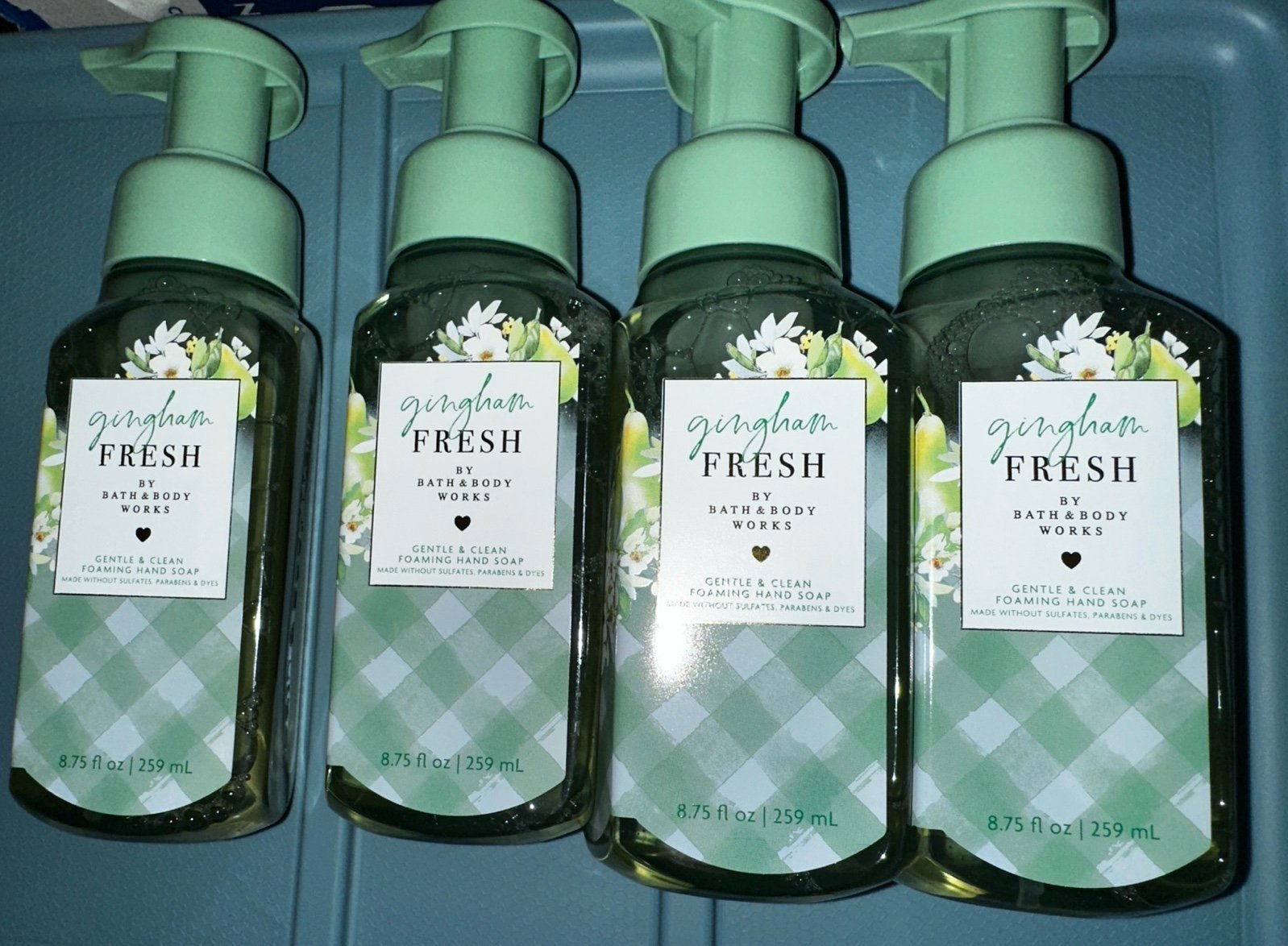 Bath and Body Works gingham fresh Foaming Hand soap