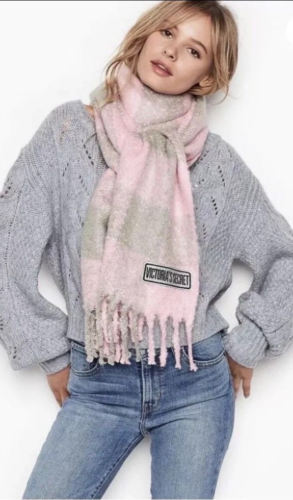 Victoria Secret- Winter Angel Collection Buffalo Check Scarf (Pink & Gray)