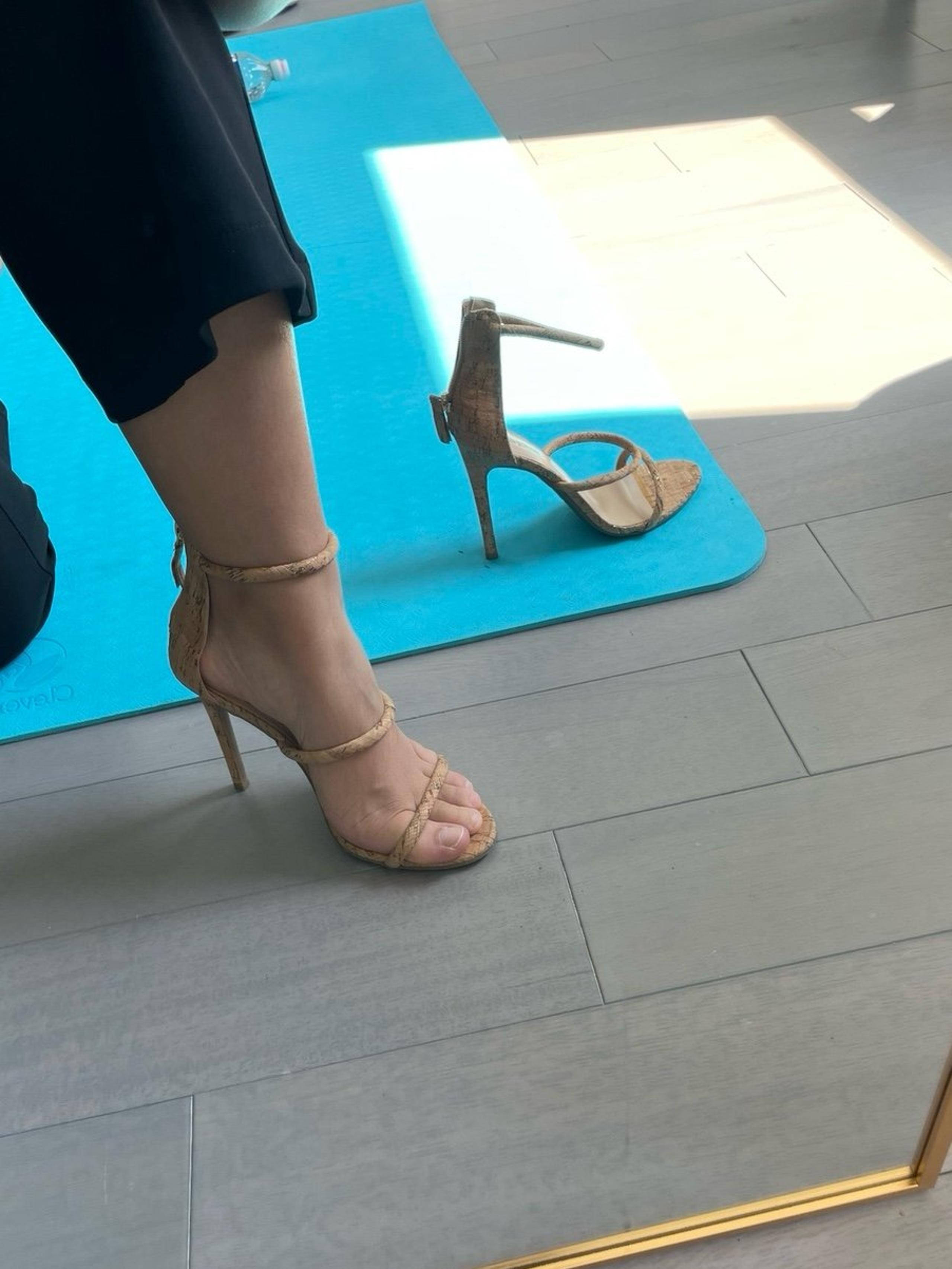 Bebe sandal high heels- nude