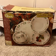 Christmas Dinnerware Set