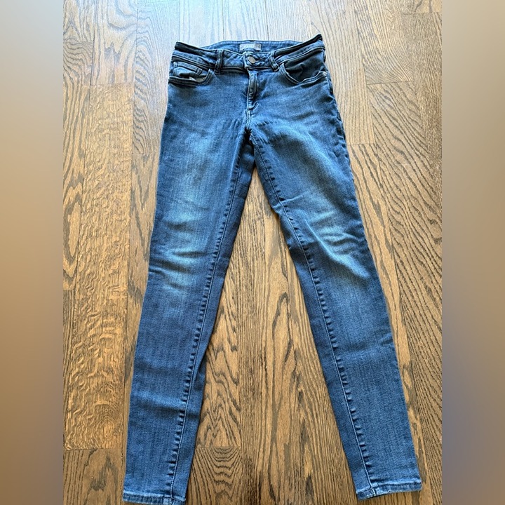 DL1961 Blue Jeans Size 25
