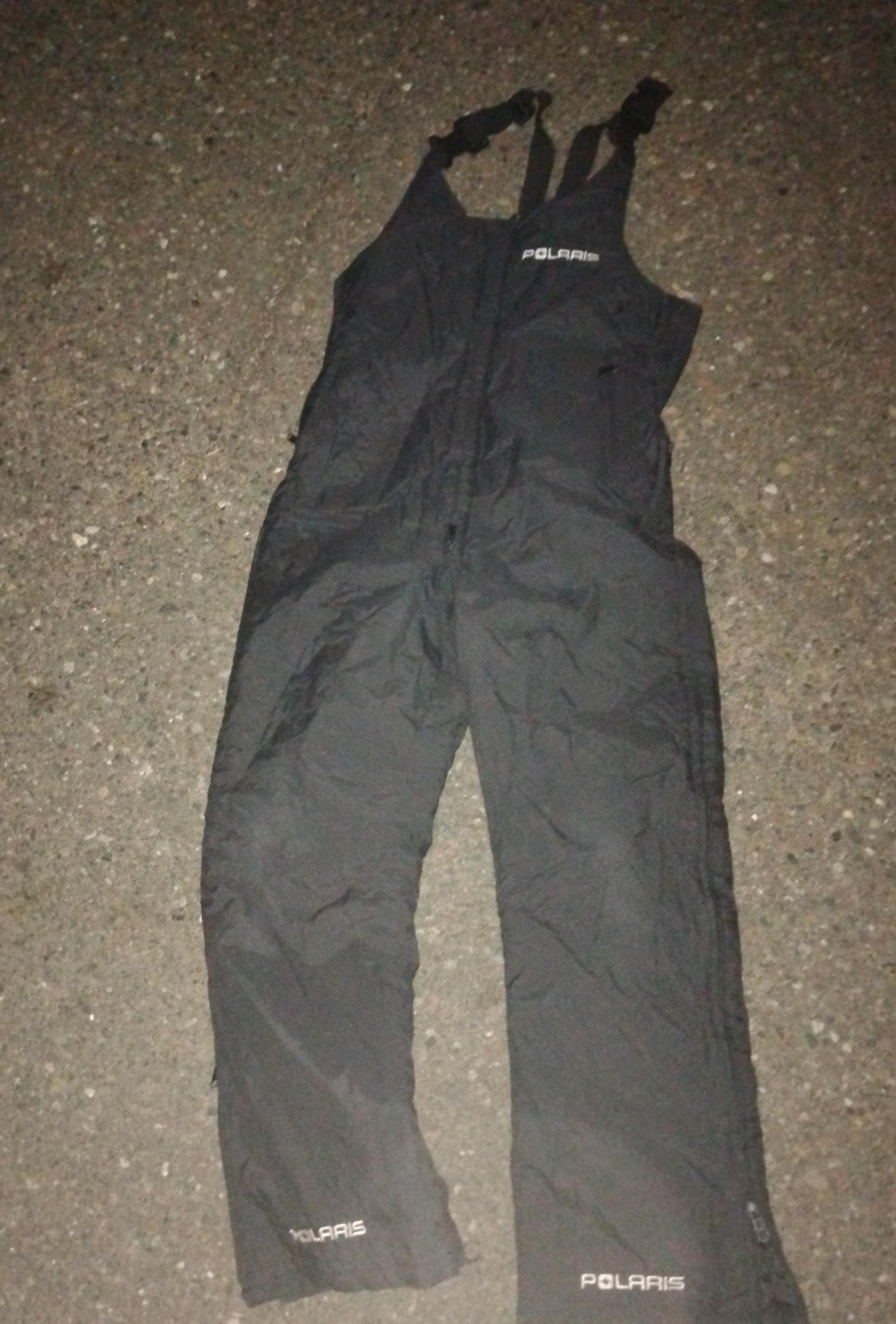 POLARIS brand men's size MEDIUM black overall style zip-up snow pants