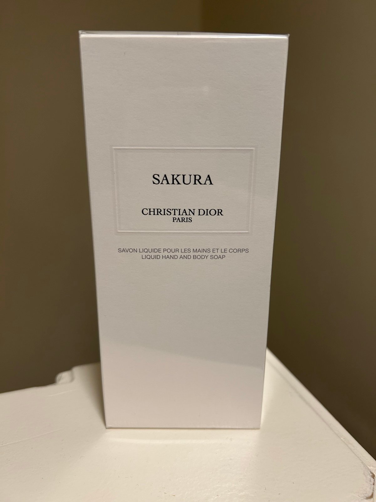 Dior Sakura Liquid Hand and Body Soap 350 ml