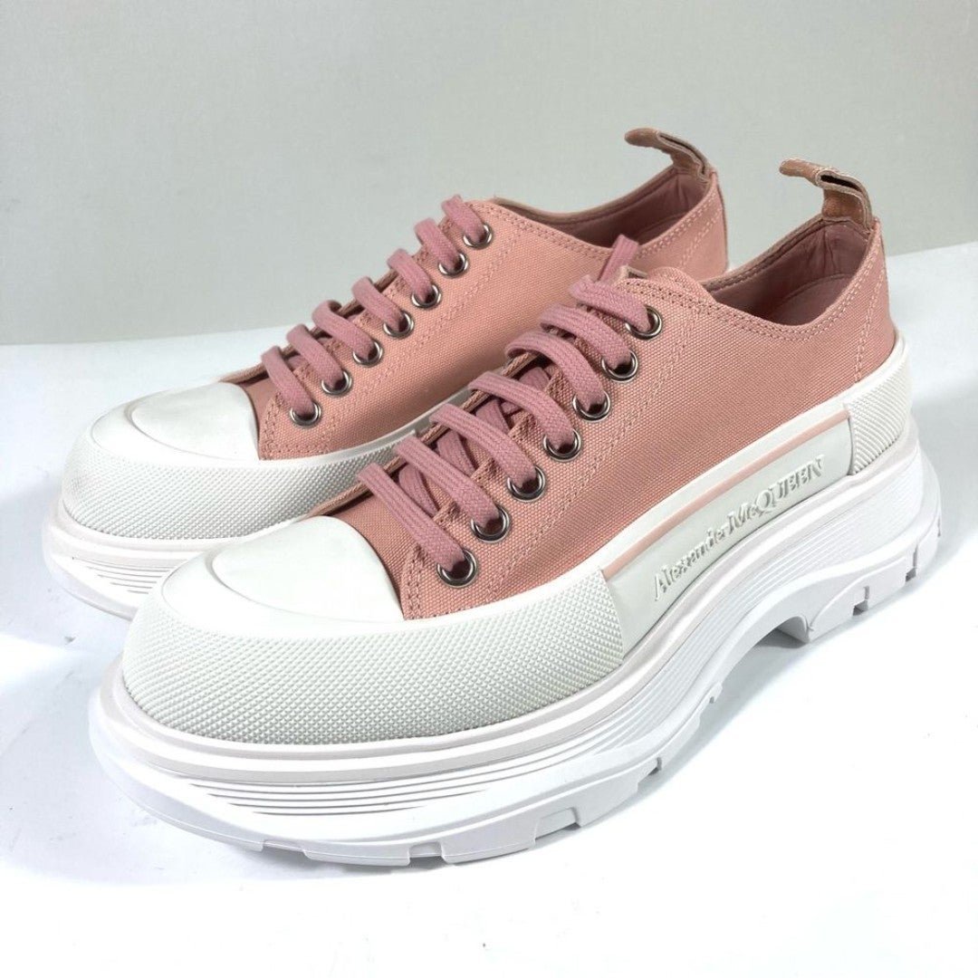 Alexander McQueen Tread Slick Low Top Sneaker Pink Size 40 EU NEW
