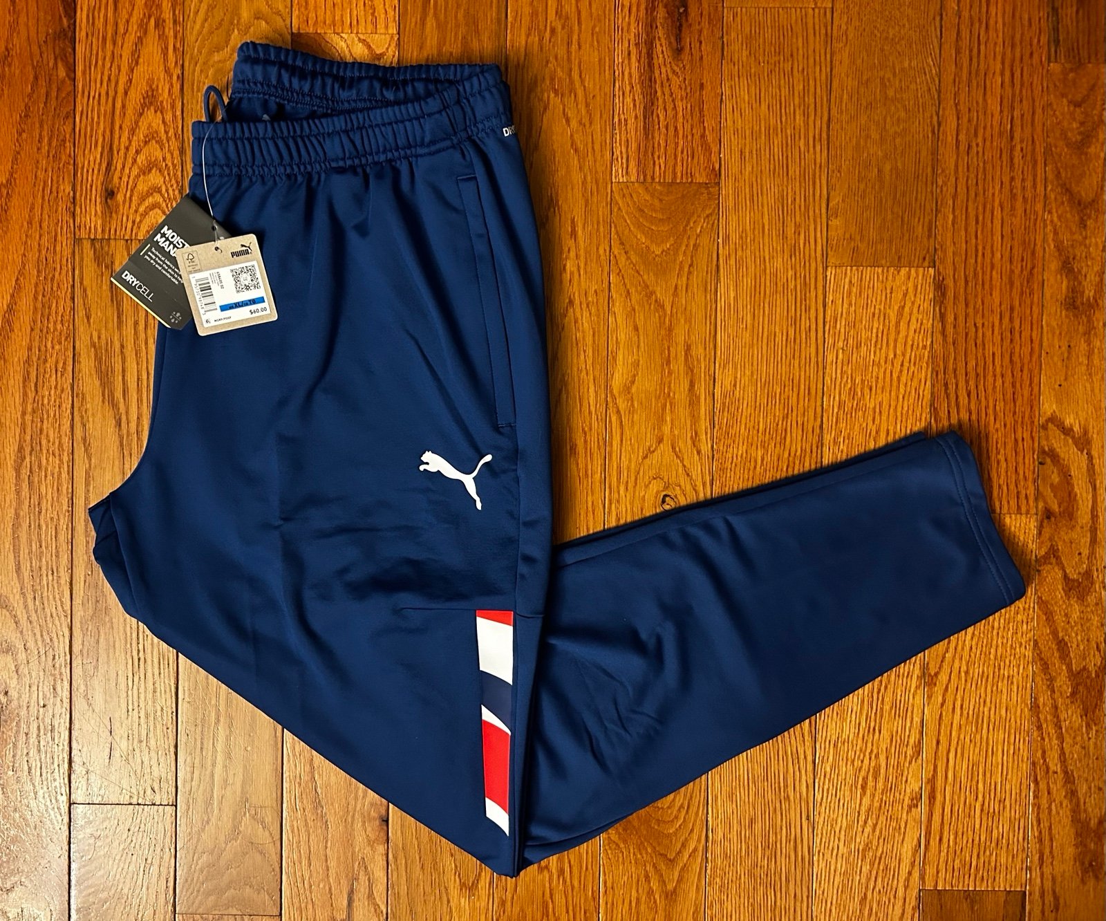 Christian Pulisic #10 Puma Track Pants Size XL NEW