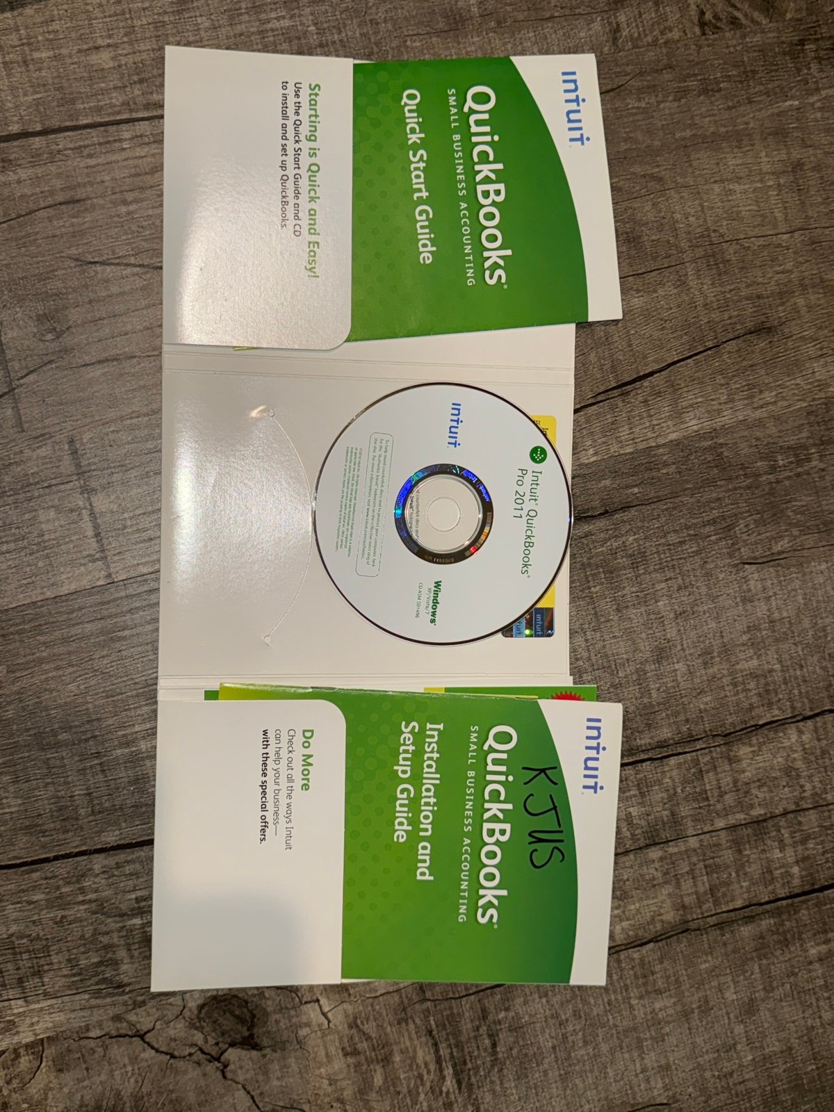 INTUIT QUICKBOOKS PRO 2011 FOR WINDOWS