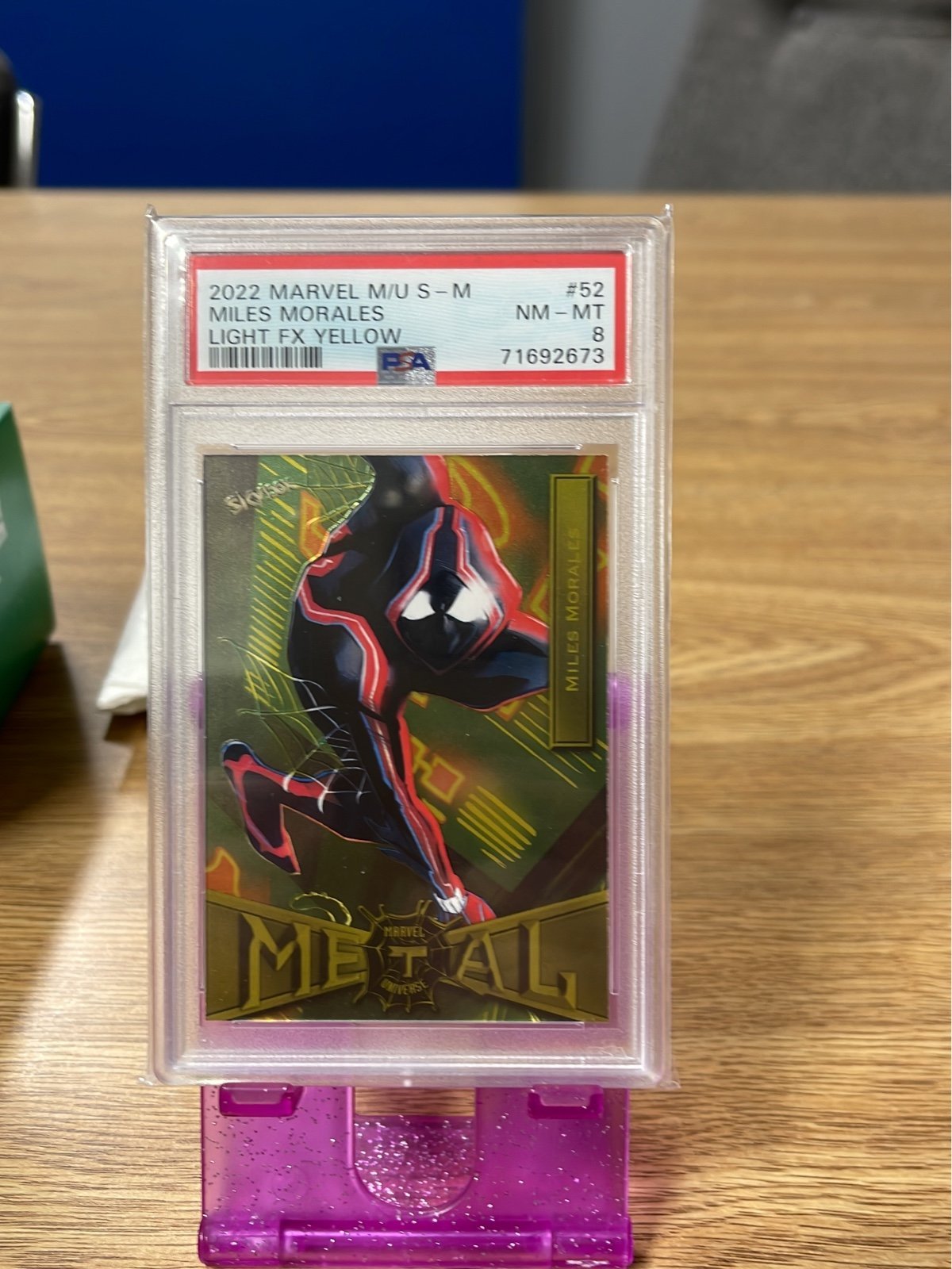 PSA 8-LOW POP, Miles Morales- Marvel Metal Universe, Light FX Yellow