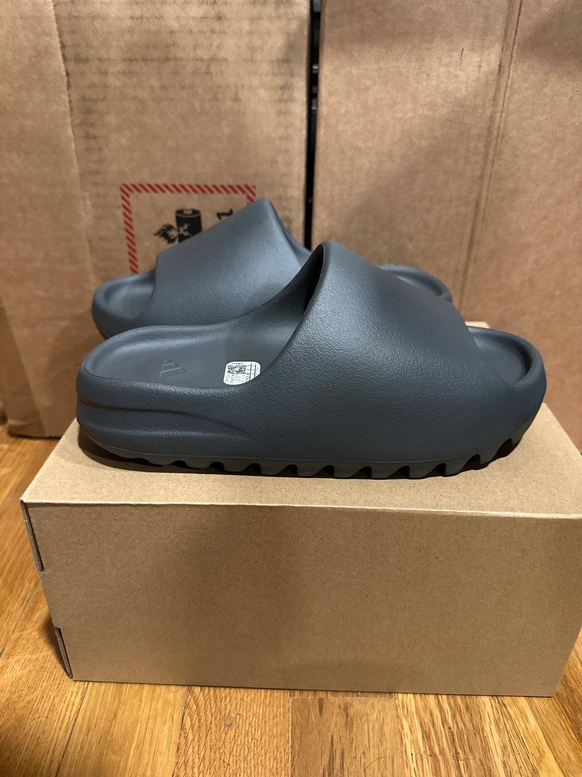 Yeez Slide ‘Slate Grey’ Mulitple sizes