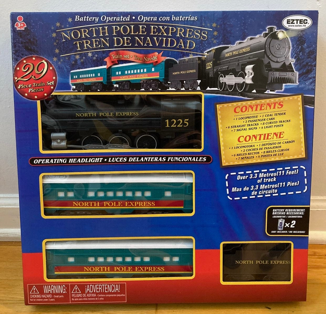 North Pole Express 29 Piece Train Set with Lights, NEW