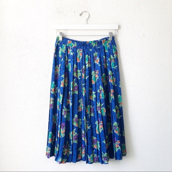 Vintage Andrea Gayle Pleated Midi Skirt