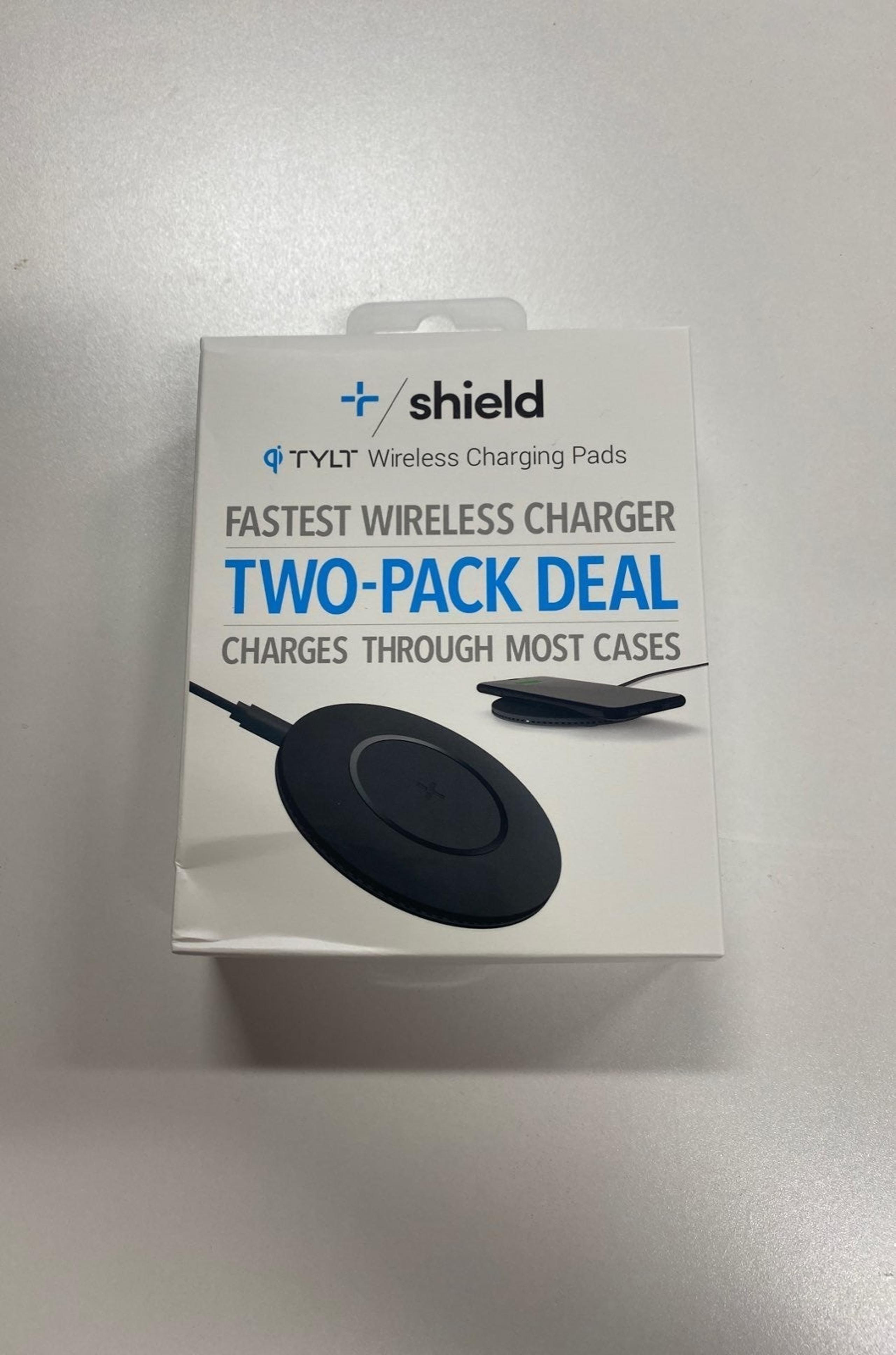 Shield TYLT Wireless Charging Pad Fastes